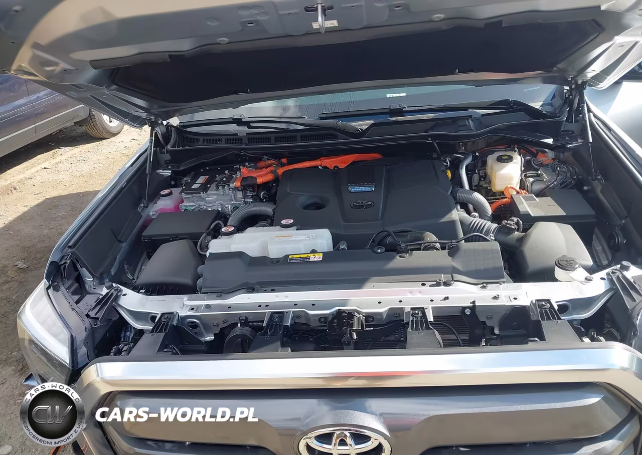 2025 Toyota Tundra Hybrid Limited Crewmax 6.4' Bed VIN:5TFJC5DB6SX098692 - 10