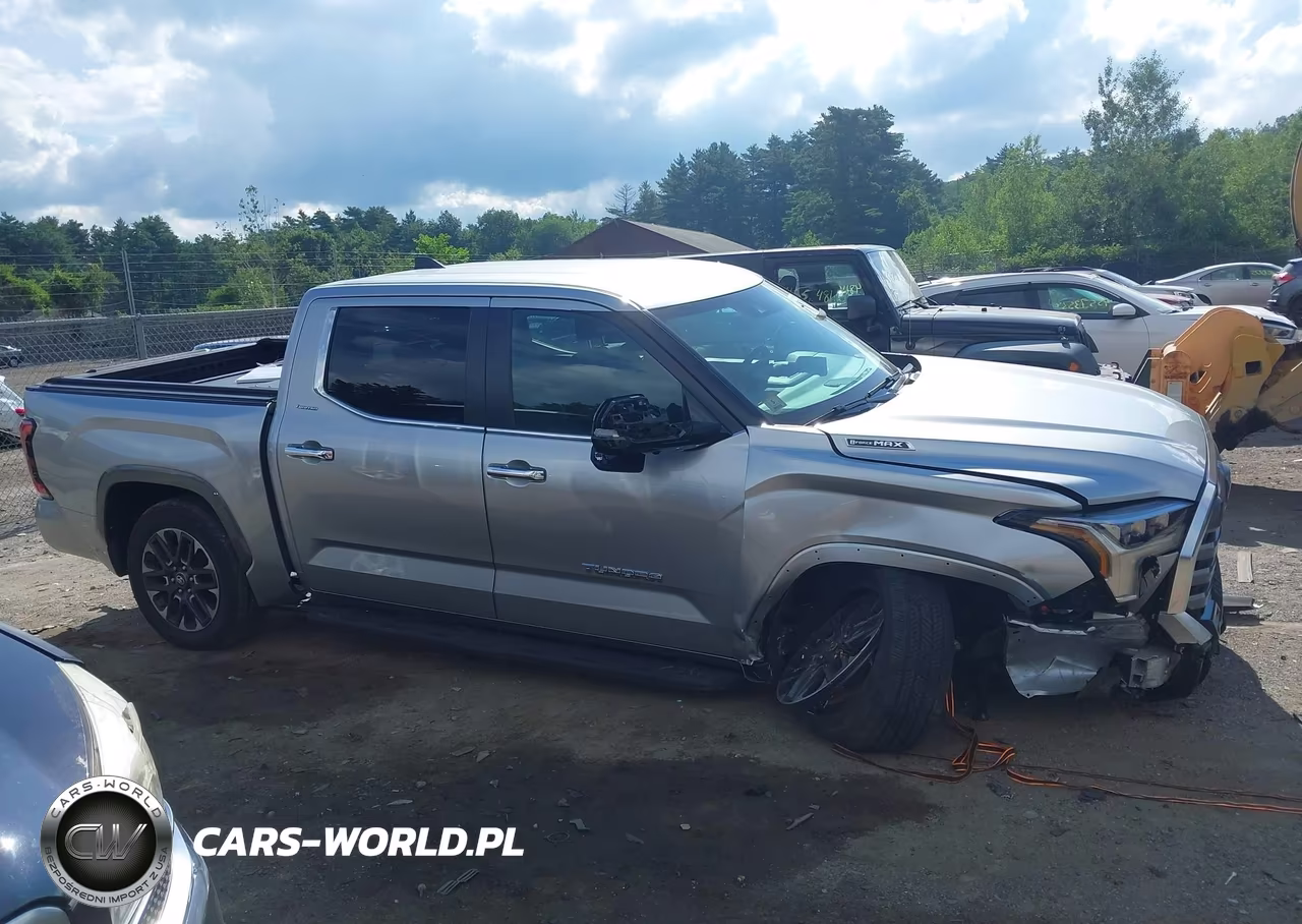 2025 Toyota Tundra Hybrid Limited Crewmax 6.4' Bed VIN:5TFJC5DB6SX098692 - 13