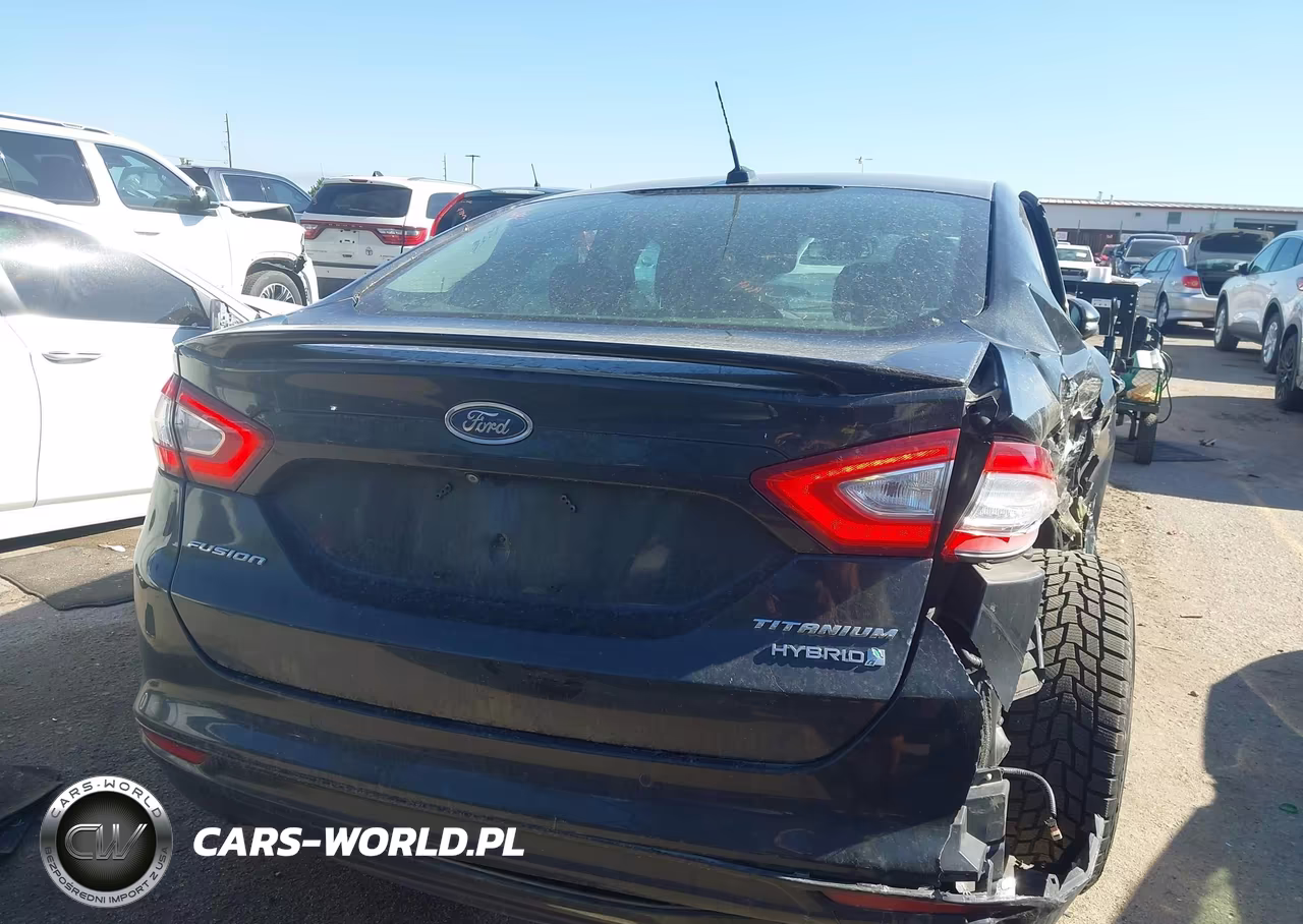 2015 Ford Fusion Hybrid Titanium VIN:3FA6P0RU7FR119626 - 16