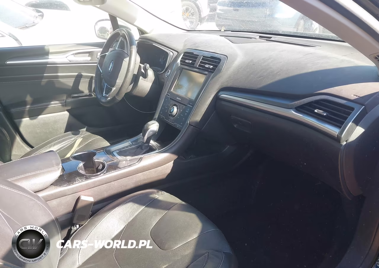 2015 Ford Fusion Hybrid Titanium VIN:3FA6P0RU7FR119626 - 5