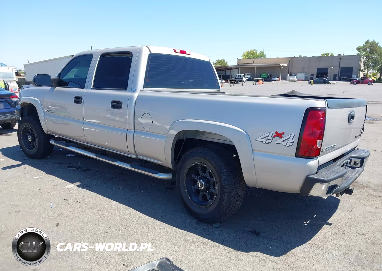 2005 Chevrolet Silverado 2500Hd Ls VIN:1GCHK23245F958312 - 3