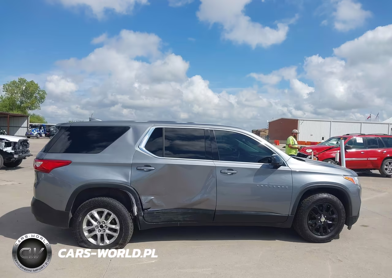 2020 Chevrolet Traverse Fwd Ls VIN:1GNERFKW3LJ242254 - 13