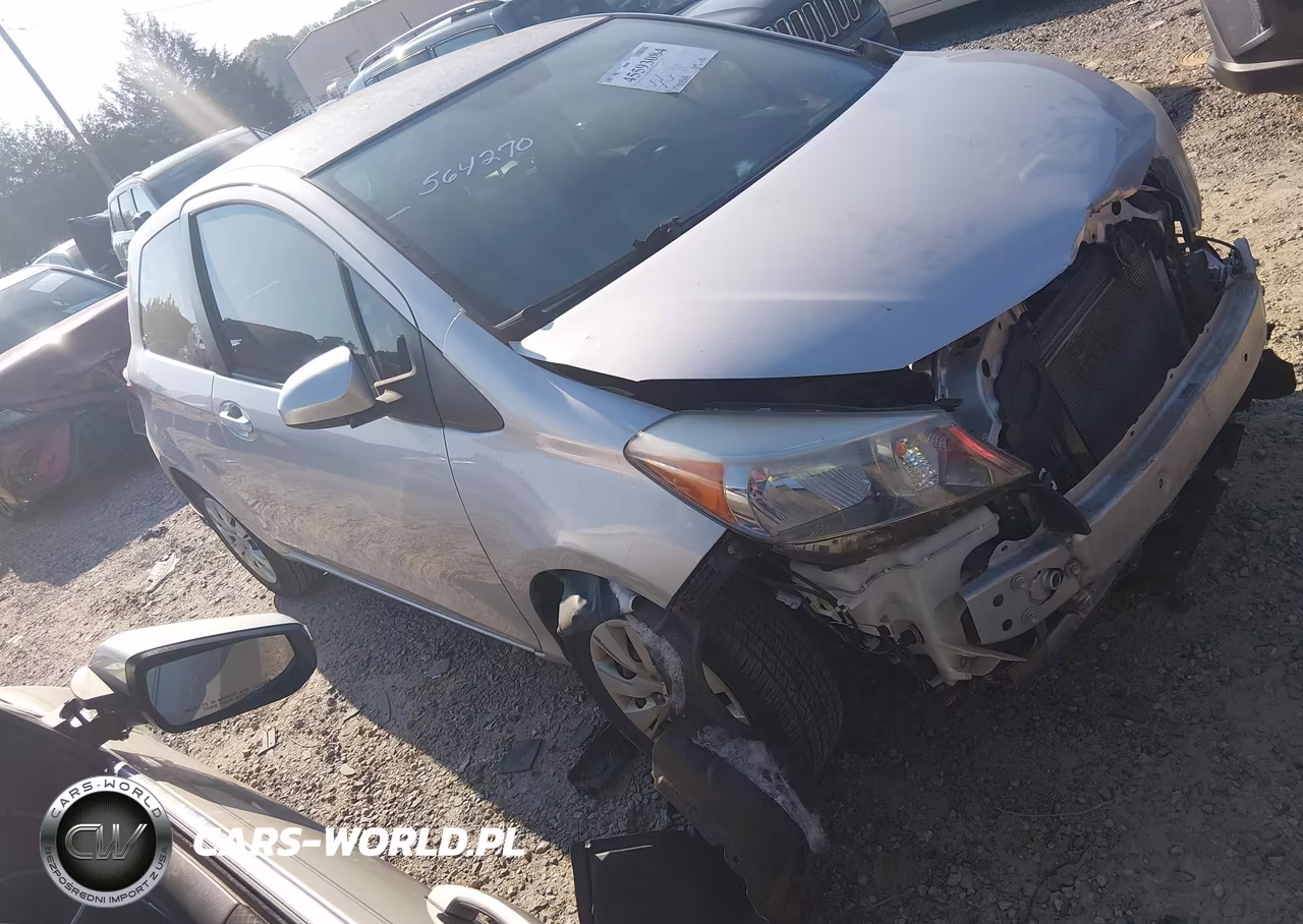 2013 Toyota Yaris L