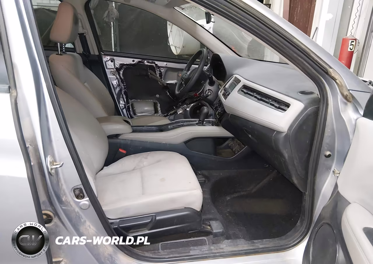 2017 Honda Hr-V Lx VIN:3CZRU6H36HG700524 - 5
