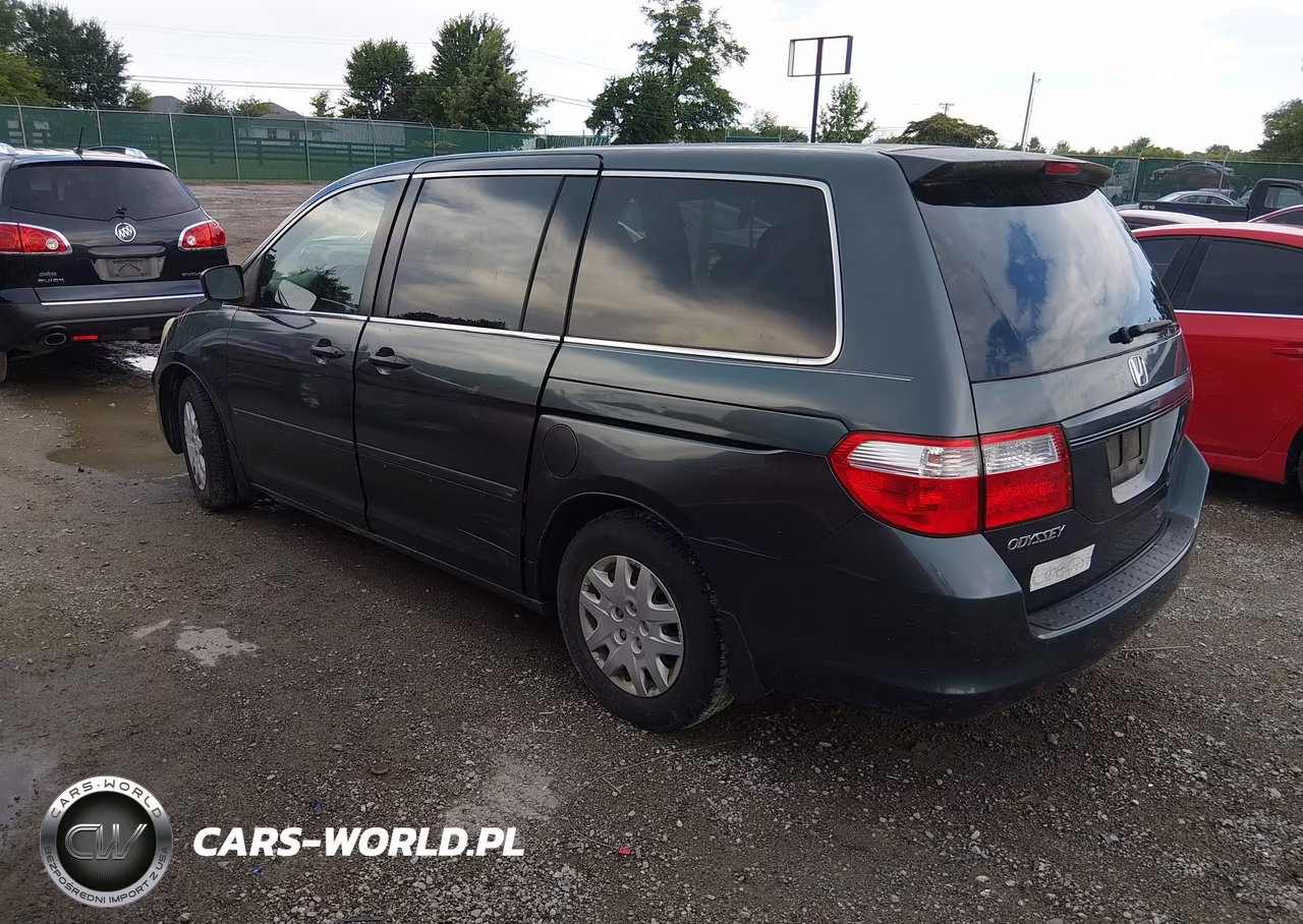 2006 Honda Odyssey Lx VIN:5FNRL38206B079766 - 3