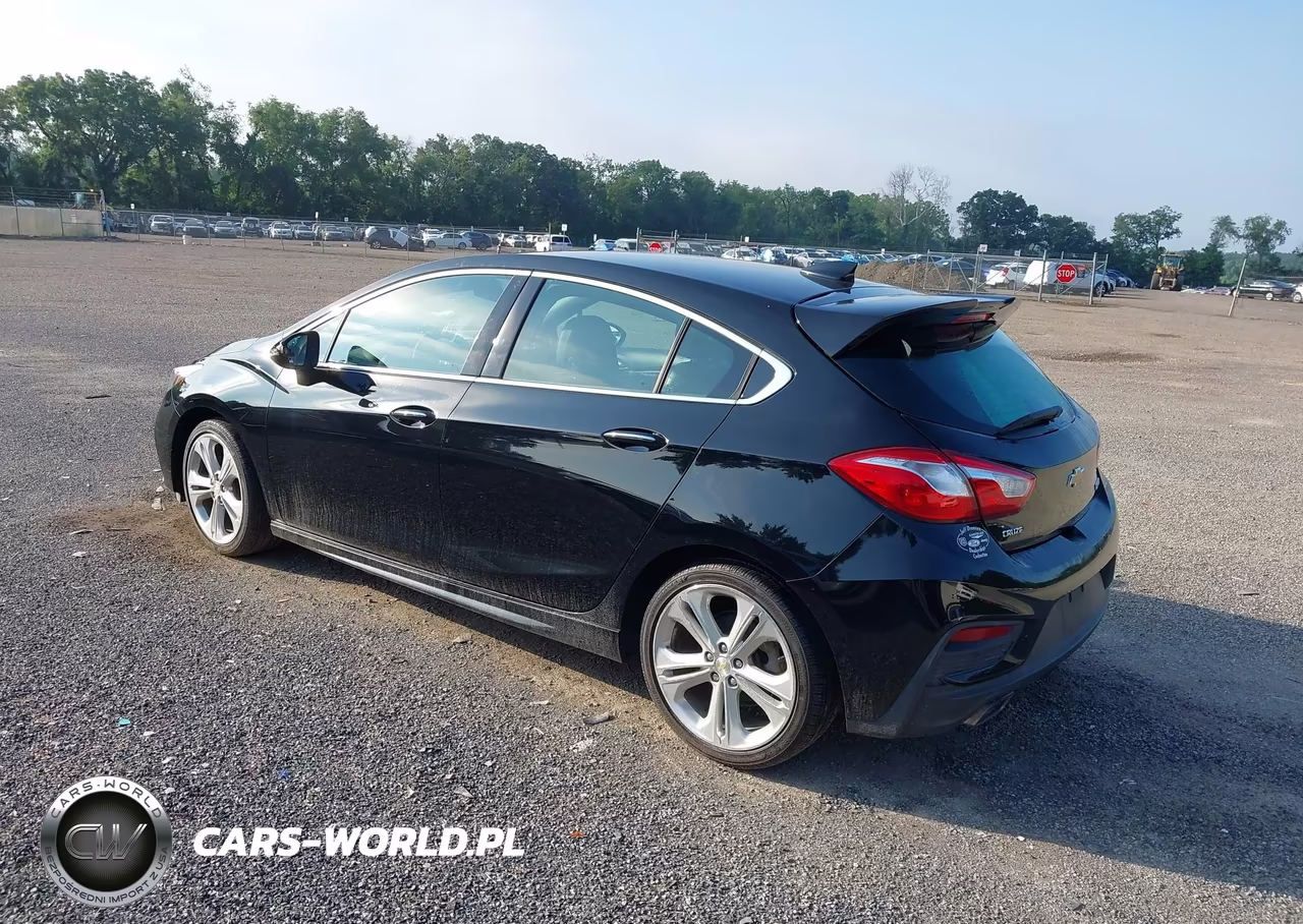 2017 Chevrolet Cruze Premier Auto VIN:3G1BF6SM2HS528789 - 3
