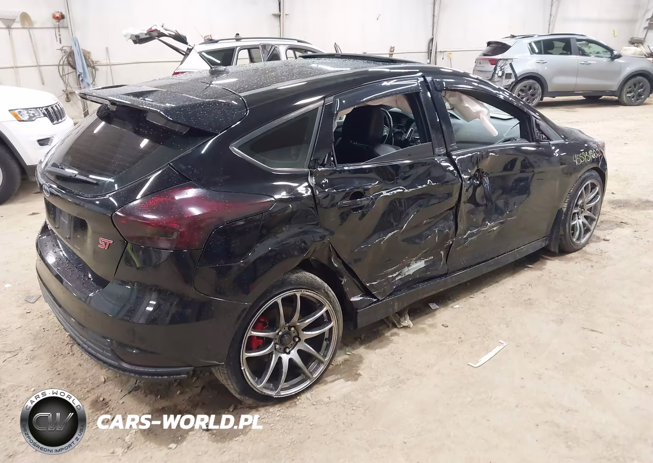 2018 Ford Focus St VIN:1FADP3L95JL225559 - 4
