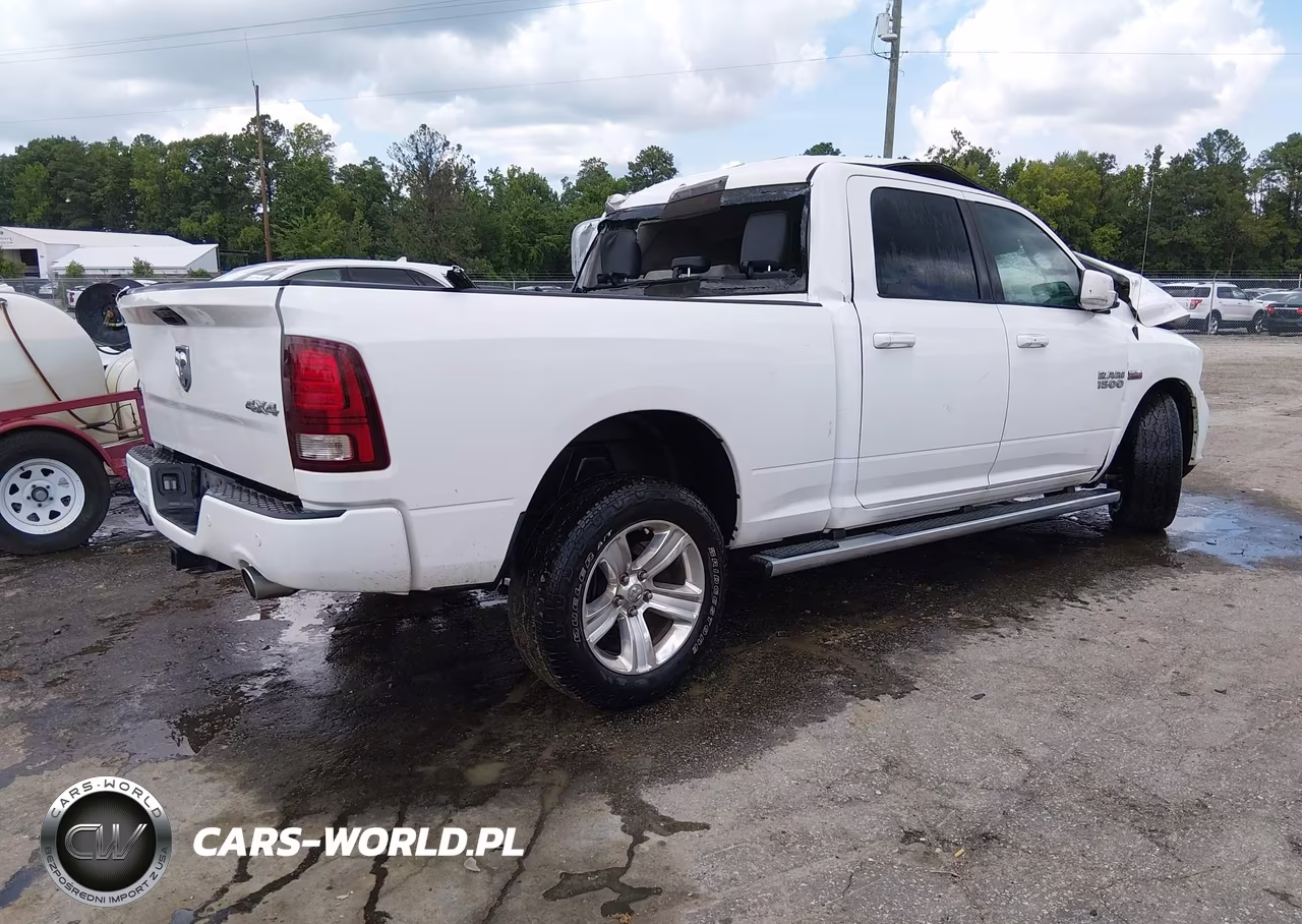 2016 Ram 1500 Sport VIN:1C6RR7UT8GS212760 - 4