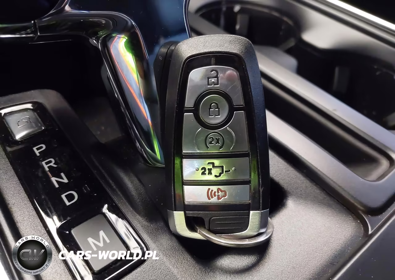 2022 Ford F-150 Xlt VIN:1FTFW1E88NKD49304 - 11