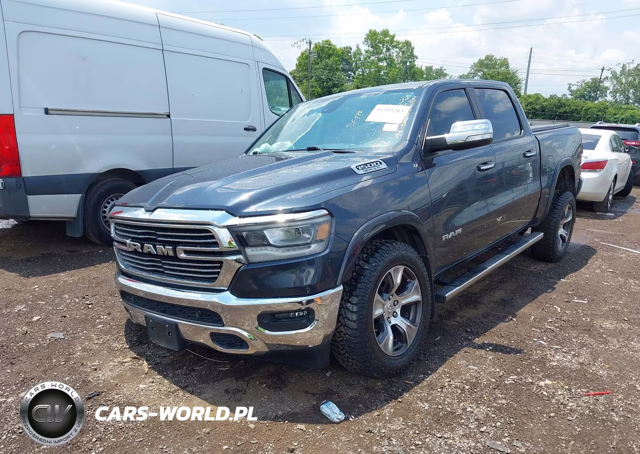 2019 Ram 1500 Laramie VIN:1C6SRFJT1KN787032 - 2