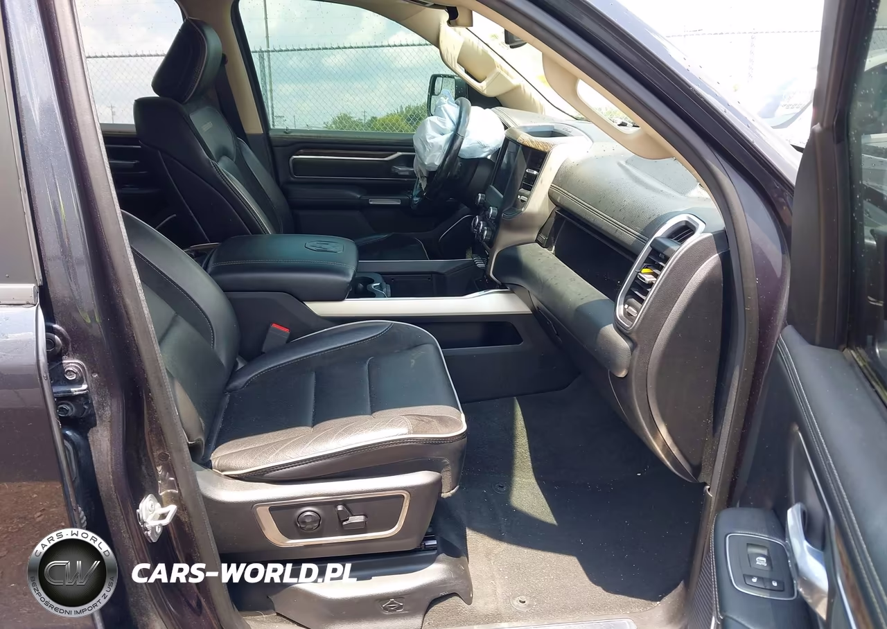 2019 Ram 1500 Laramie VIN:1C6SRFJT1KN787032 - 5