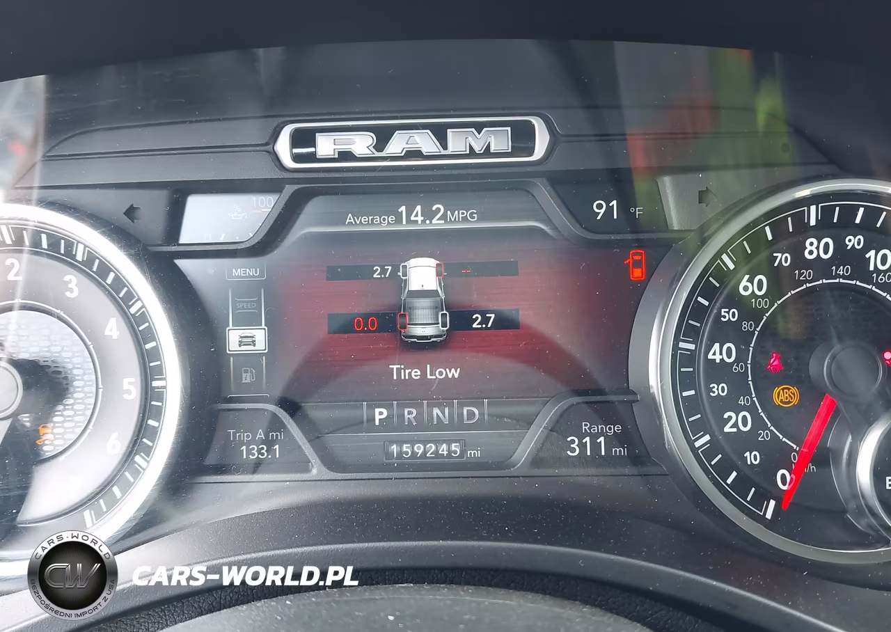 2019 Ram 1500 Laramie VIN:1C6SRFJT1KN787032 - 7