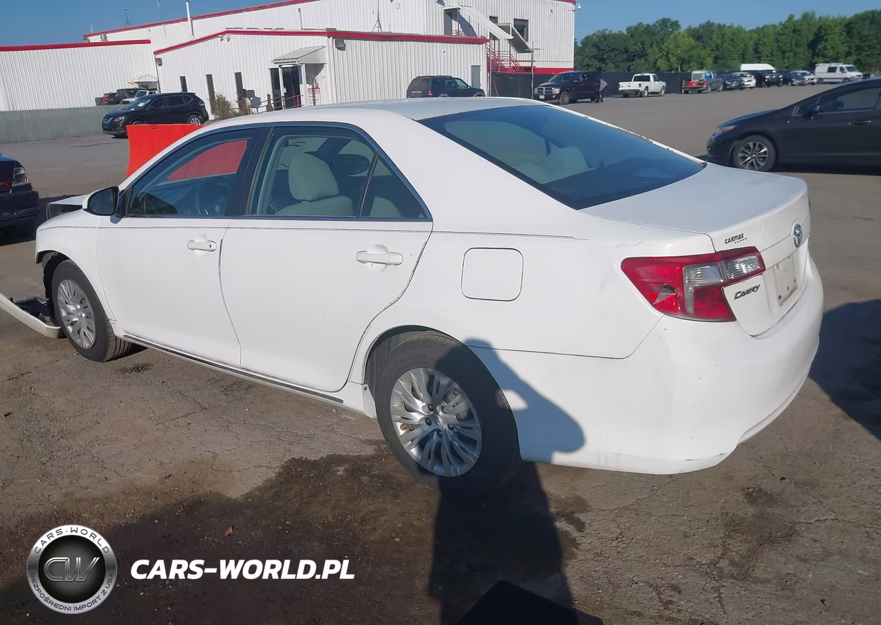 2012 Toyota Camry Le VIN:4T1BF1FK5CU187069 - 3