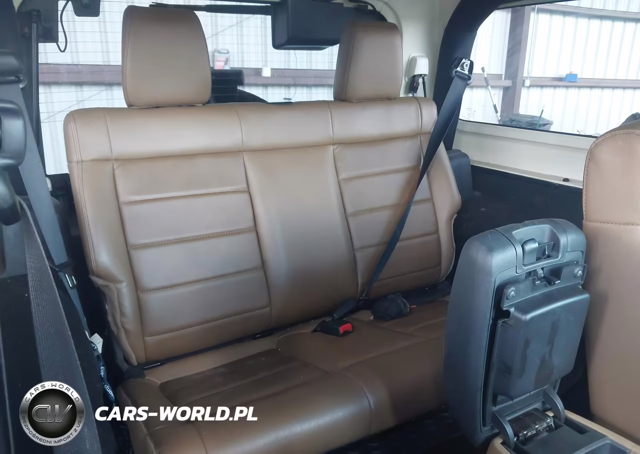 2011 Jeep Wrangler Sahara VIN:1J4AA5D18BL506561 - 8