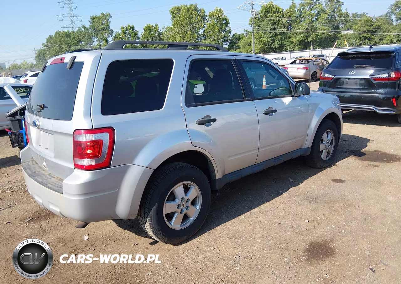 2012 Ford Escape Xlt VIN:1FMCU0D77CKC15016 - 4