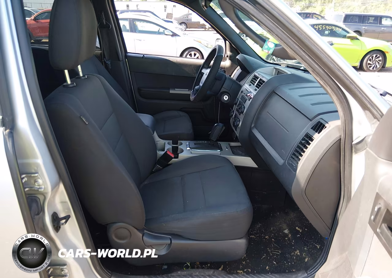 2012 Ford Escape Xlt VIN:1FMCU0D77CKC15016 - 5