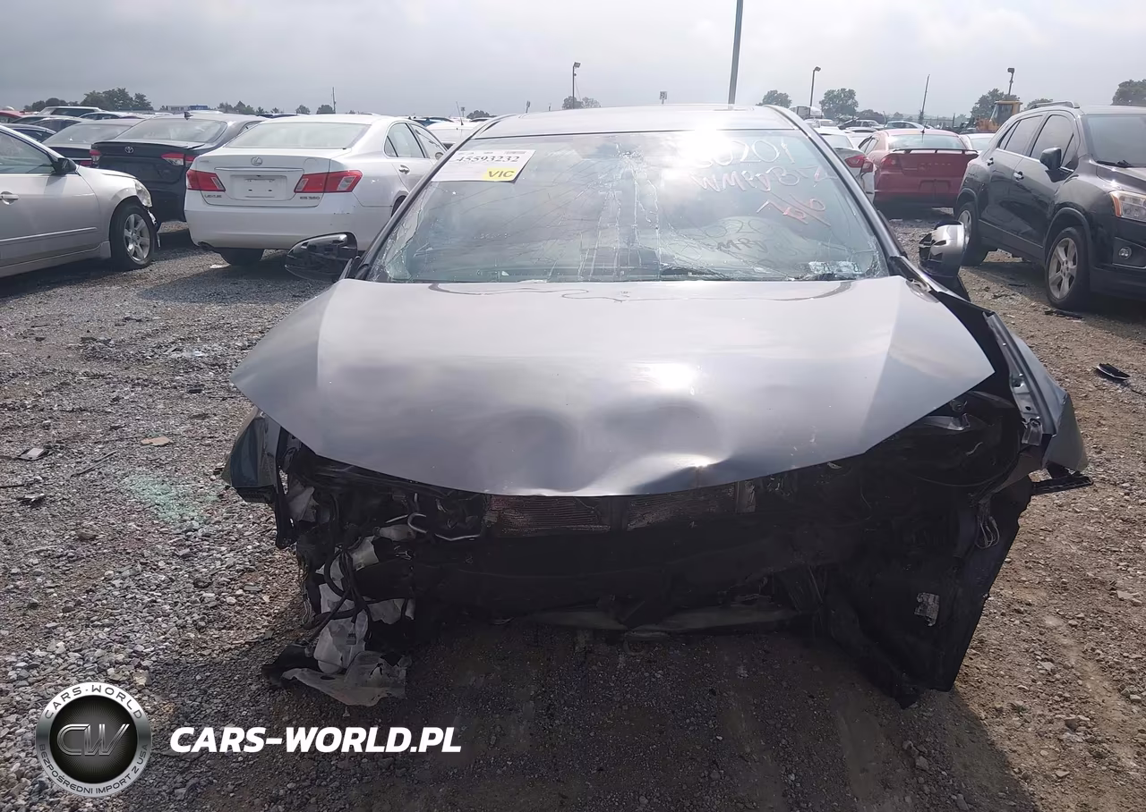 2016 Toyota Corolla Le Plus VIN:2T1BURHE4GC641136 - 12