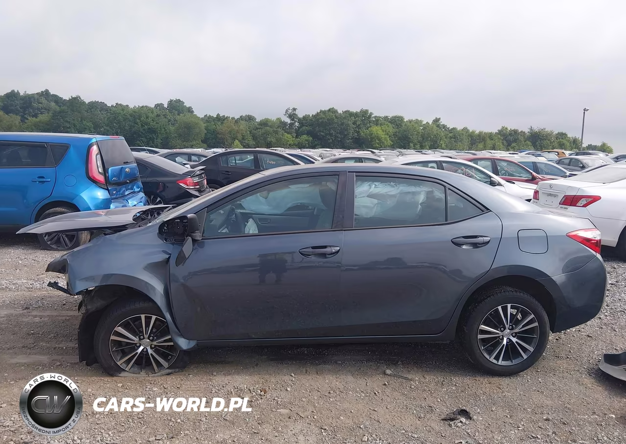 2016 Toyota Corolla Le Plus VIN:2T1BURHE4GC641136 - 14