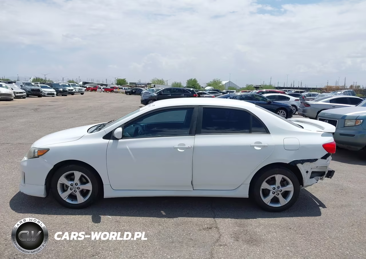 2012 Toyota Corolla S VIN:2T1BU4EE8CC771714 - 14