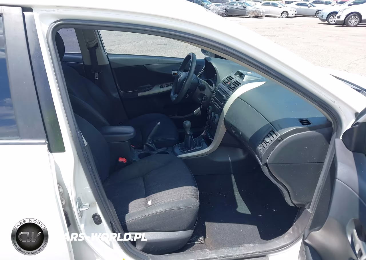 2012 Toyota Corolla S VIN:2T1BU4EE8CC771714 - 5