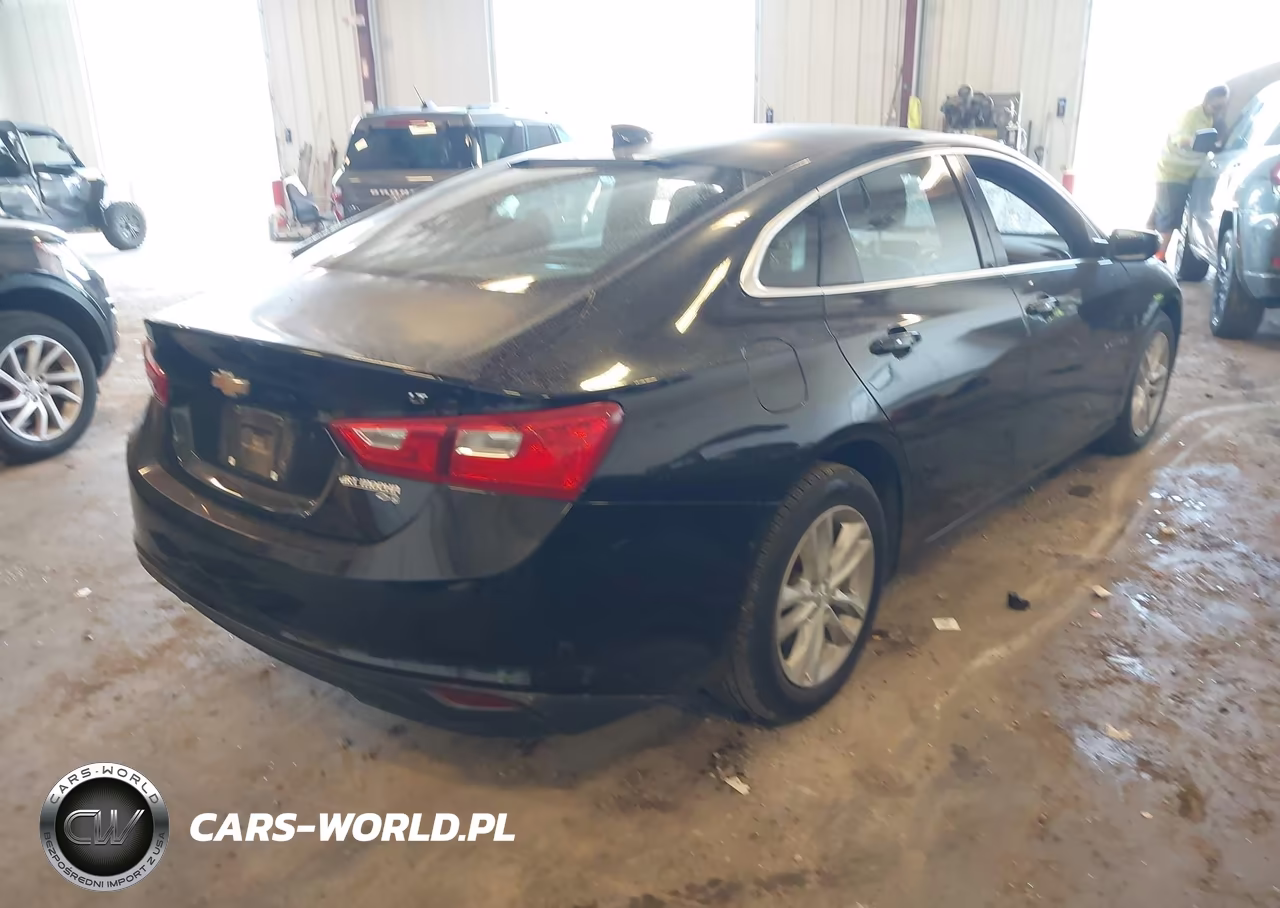 2017 Chevrolet Malibu 1Lt VIN:1G1ZE5ST0HF237425 - 4