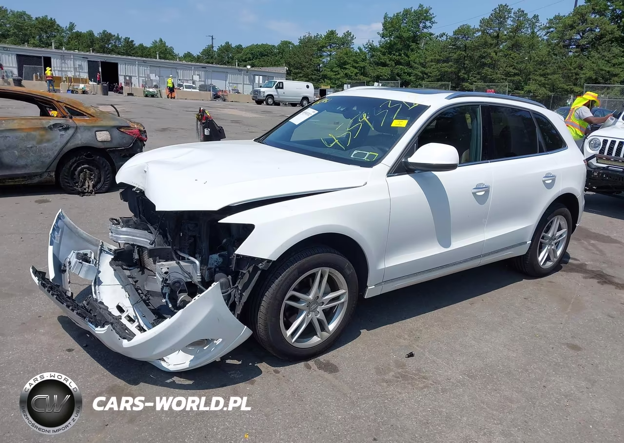 2015 Audi Q5 2.0T Premium VIN:WA1LFAFP5FA034390 - 2