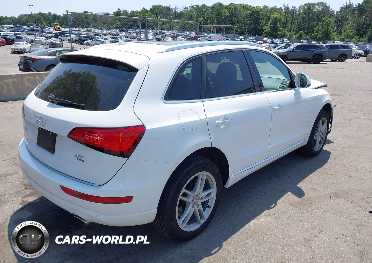 2015 Audi Q5 2.0T Premium VIN:WA1LFAFP5FA034390 - 4