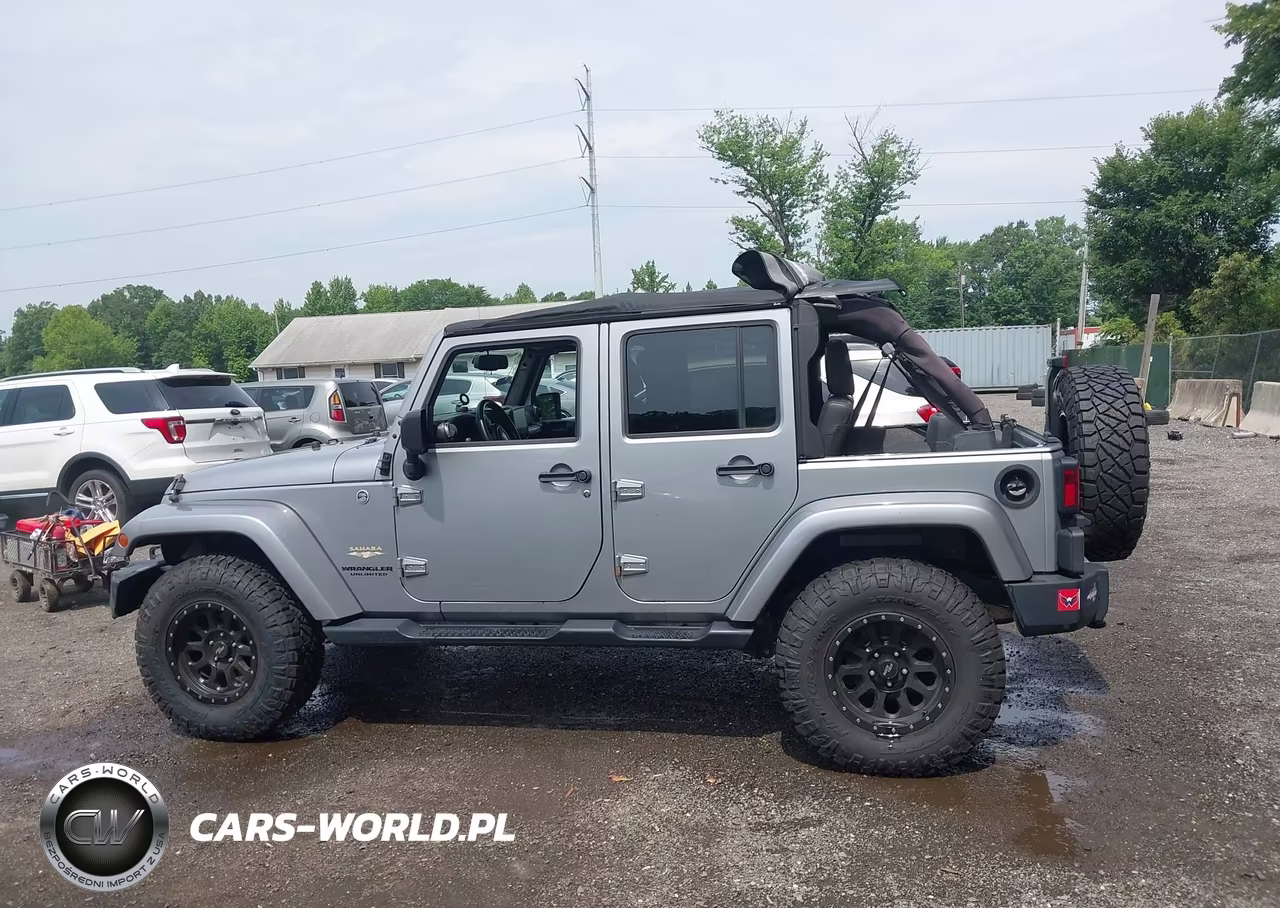 2015 Jeep Wrangler Unlimited Sahara VIN:1C4BJWEG0FL620708 - 14