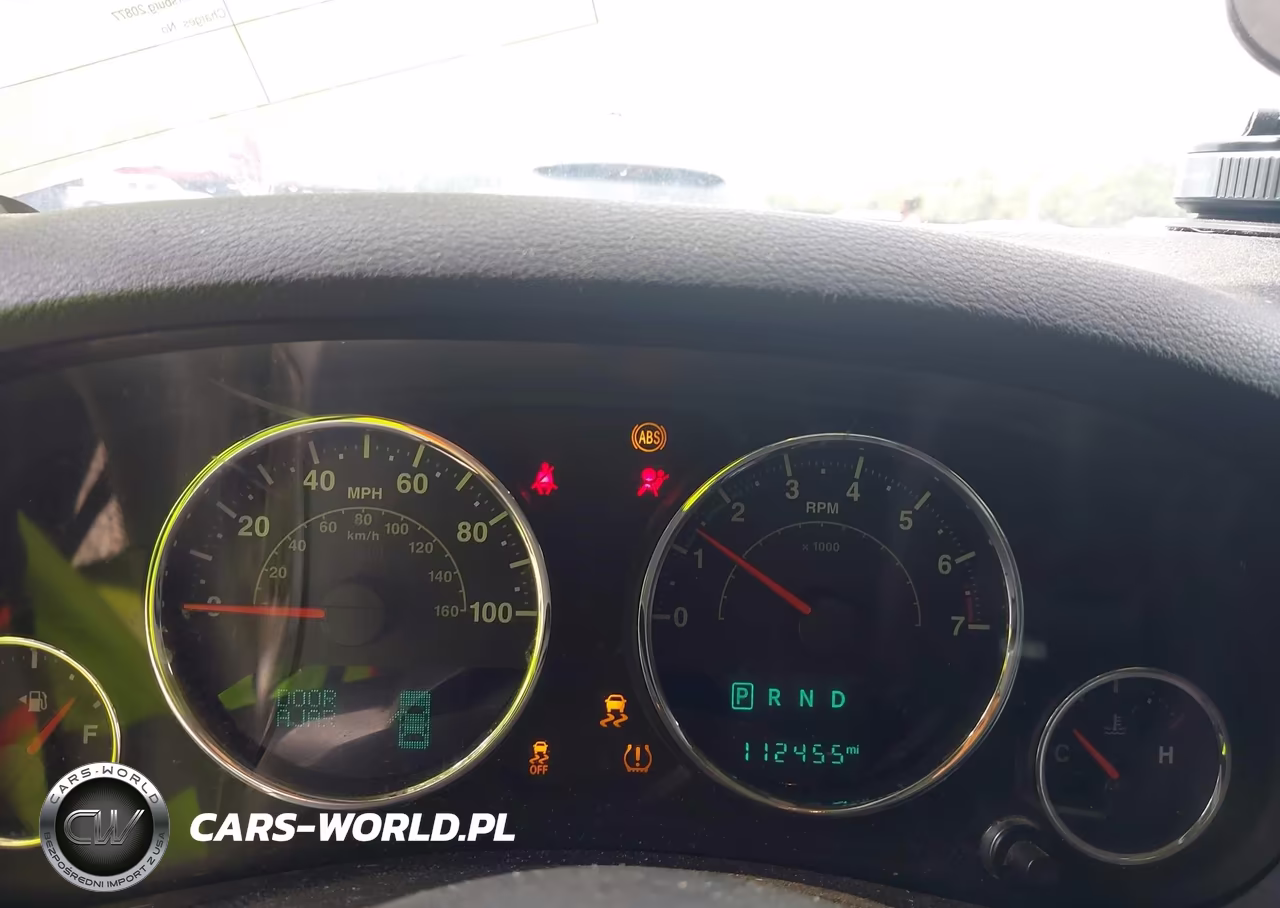 2015 Jeep Wrangler Unlimited Sahara VIN:1C4BJWEG0FL620708 - 7