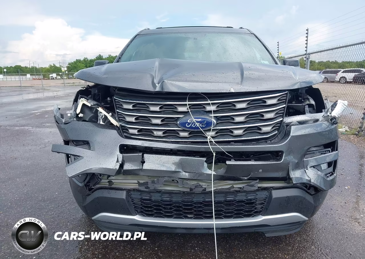 2017 Ford Explorer Xlt VIN:1FM5K7D85HGE19372 - 12