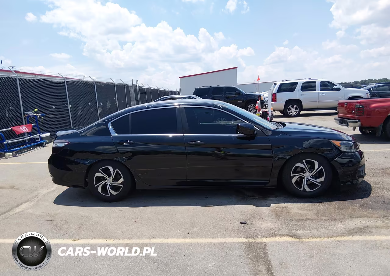 2017 Honda Accord Lx VIN:1HGCR2F30HA013211 - 13