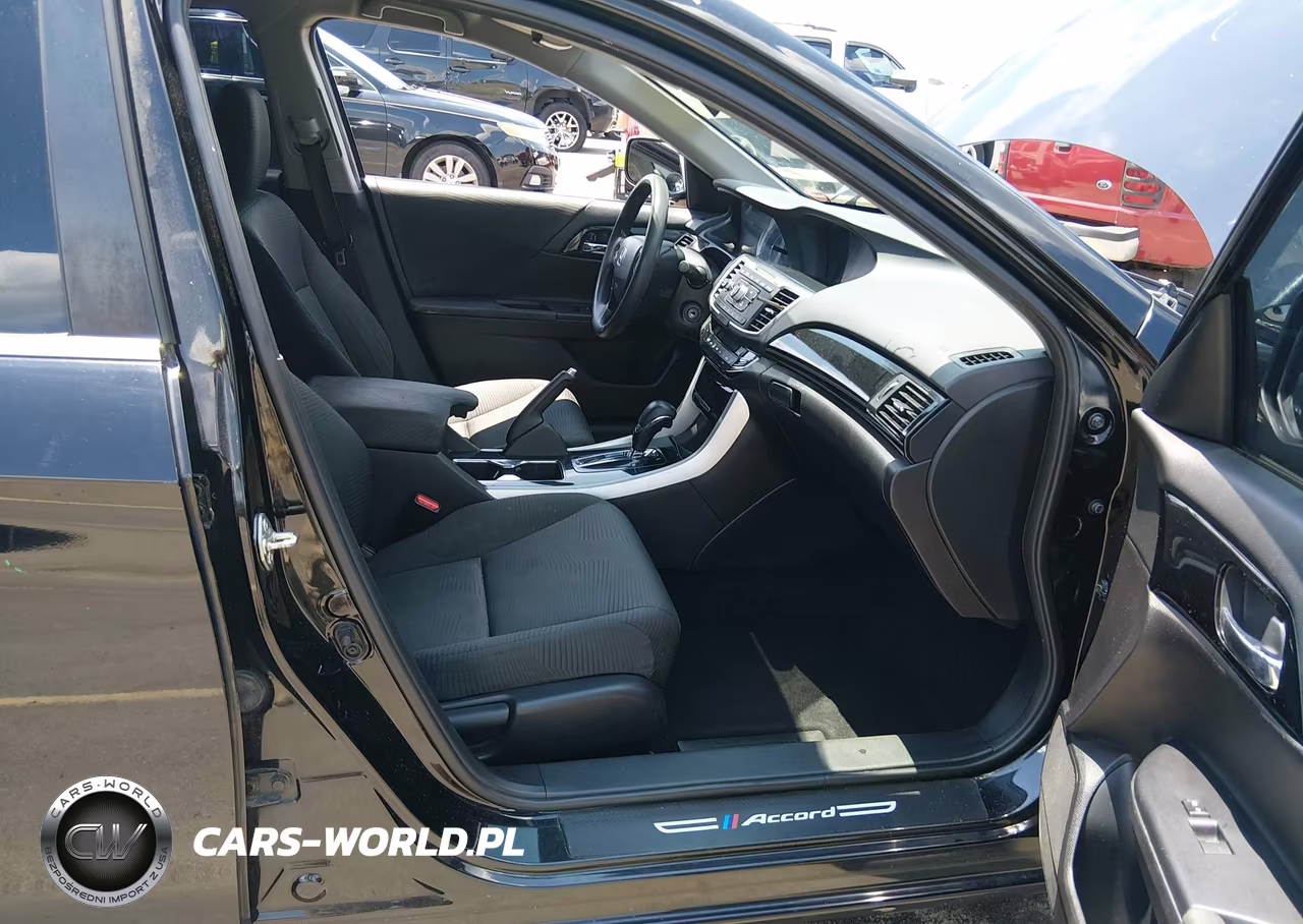 2017 Honda Accord Lx VIN:1HGCR2F30HA013211 - 5
