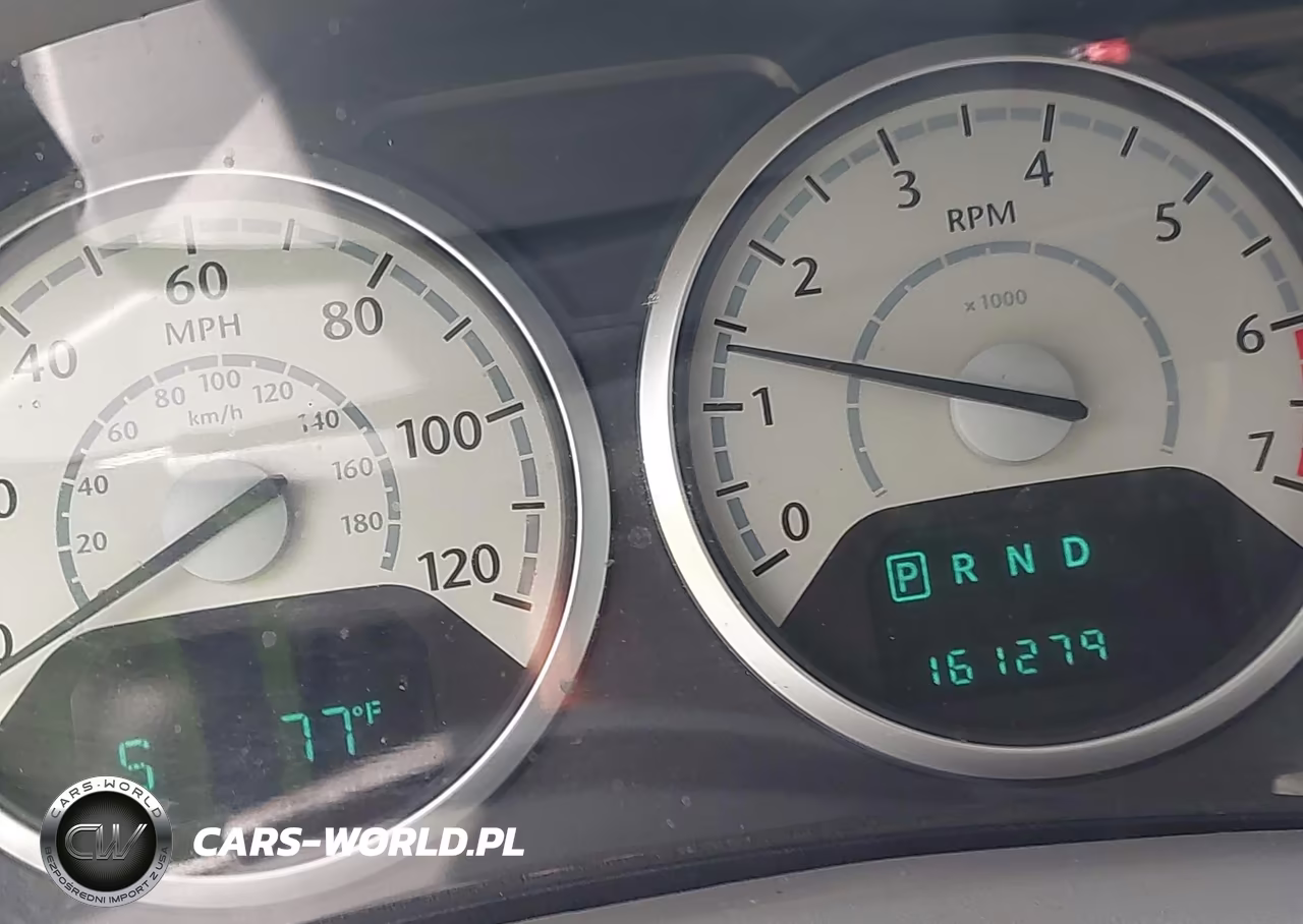 2010 Chrysler Town & Country Touring VIN:2A4RR5D10AR230510 - 15