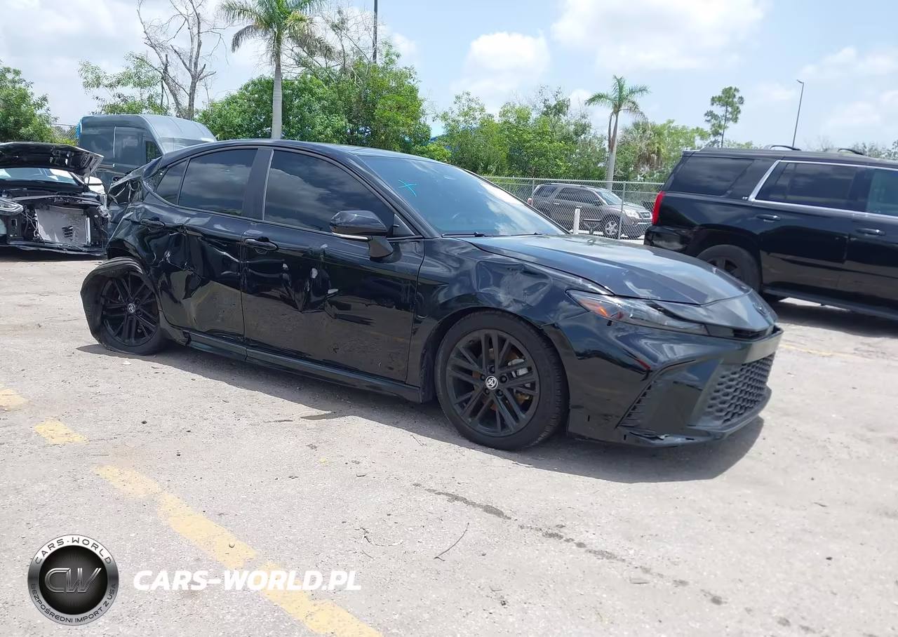 2025 Toyota Camry Se – zdjęcie 1 z 16