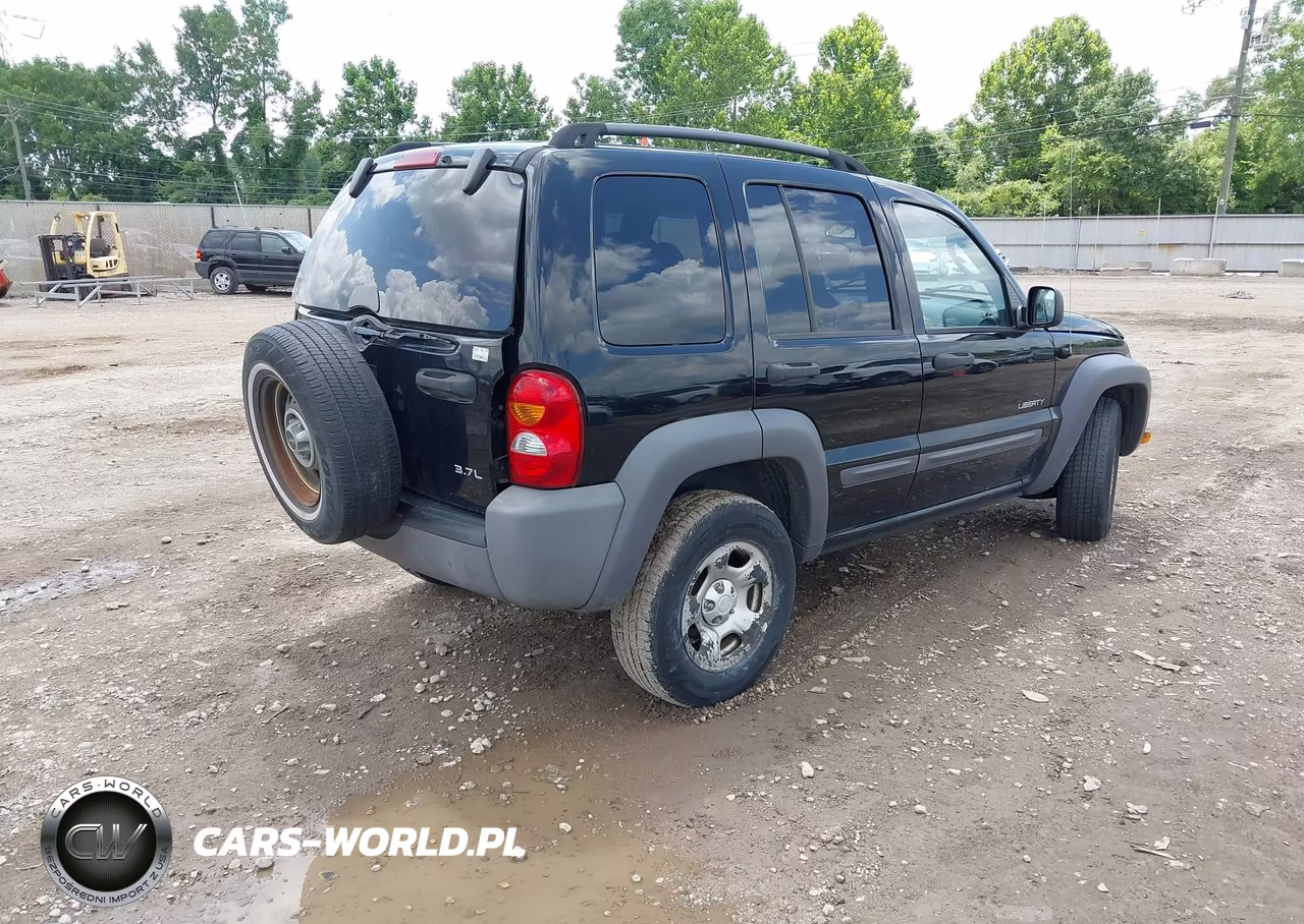 2004 Jeep Liberty Sport VIN:1J8GL48KX4W329691 - 4