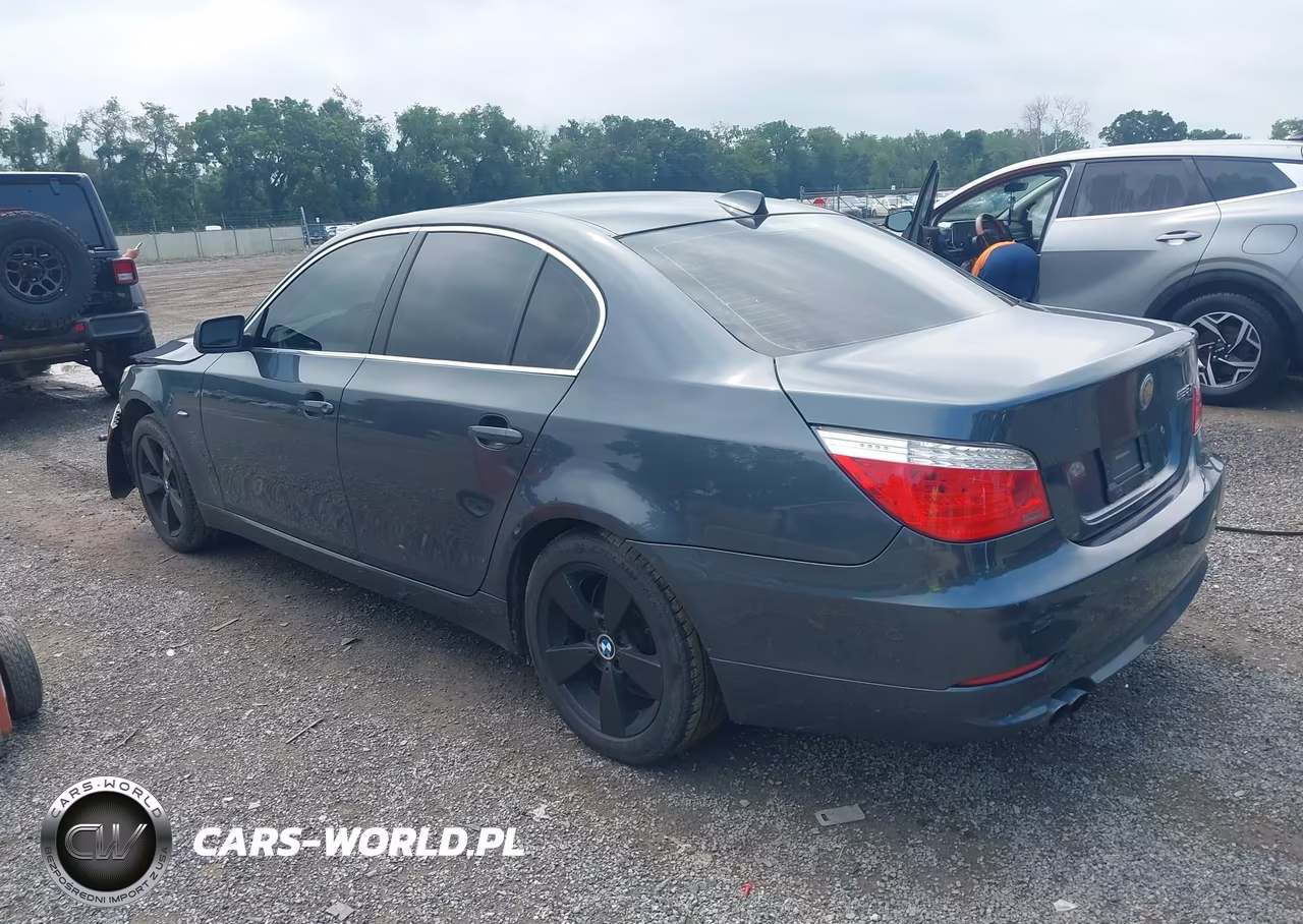 2008 BMW 528Xi VIN:WBANV13518CZ54624 - 3