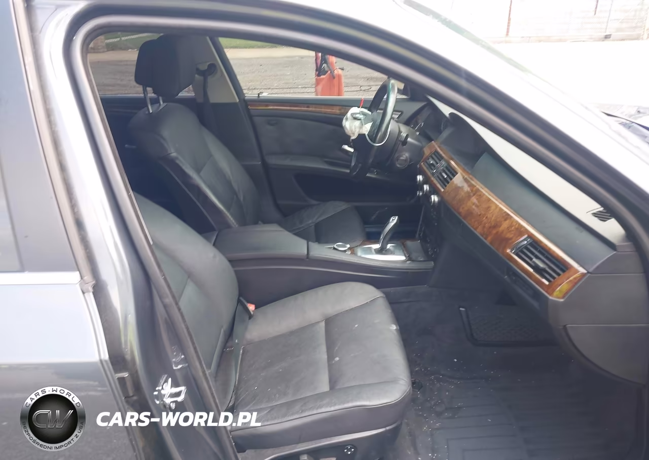2008 BMW 528Xi VIN:WBANV13518CZ54624 - 5