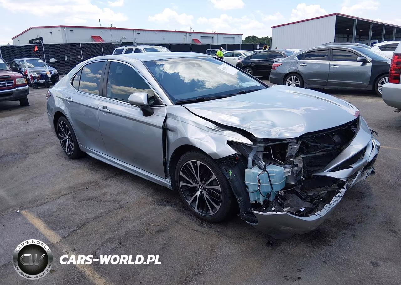 2020 Toyota Camry Se