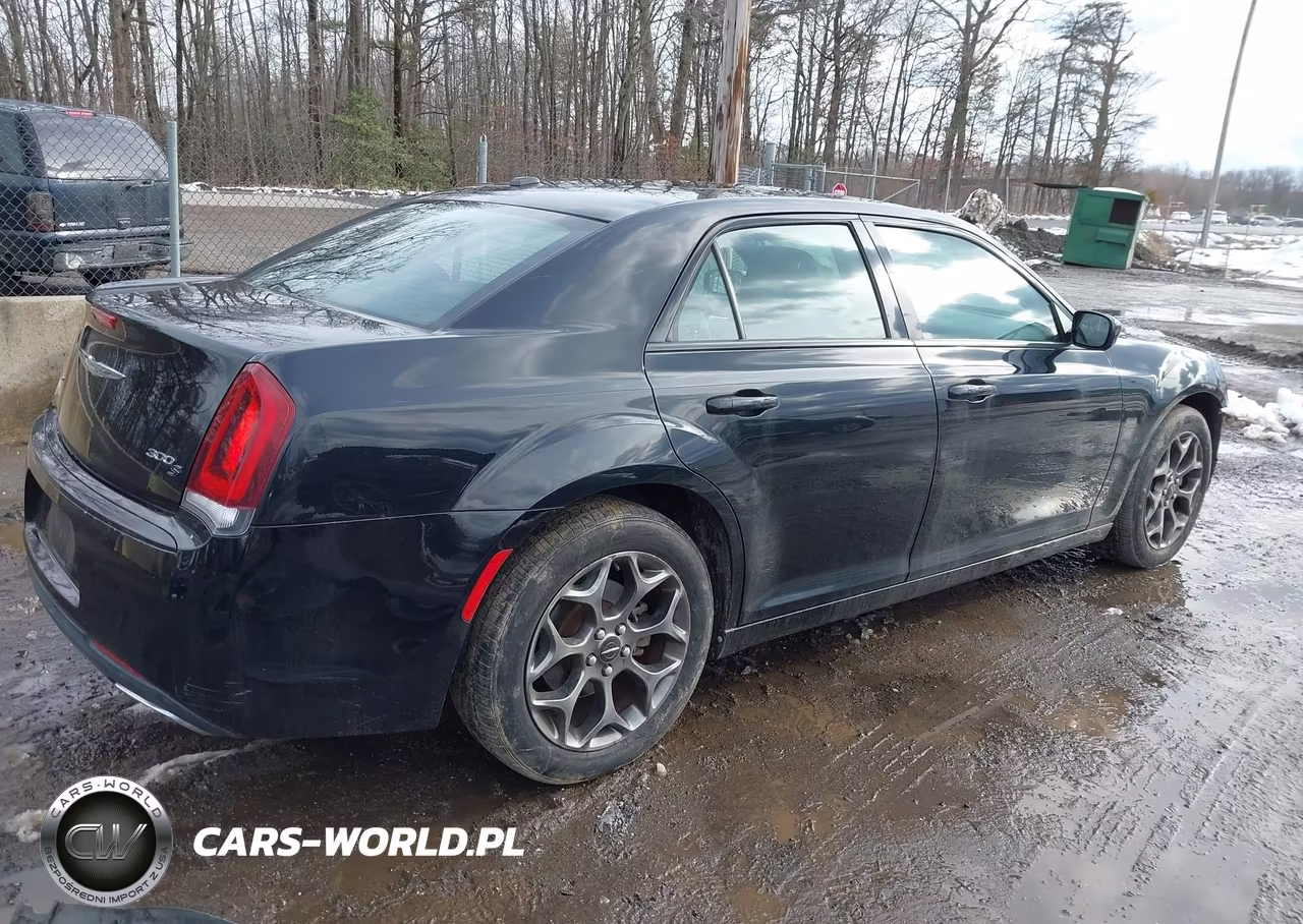 2015 Chrysler 300 S VIN:2C3CCAGG8FH787026 - 4