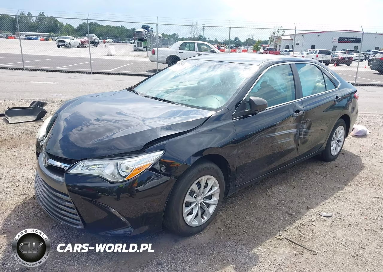 2016 Toyota Camry Le VIN:4T4BF1FK4GR557682 - 2