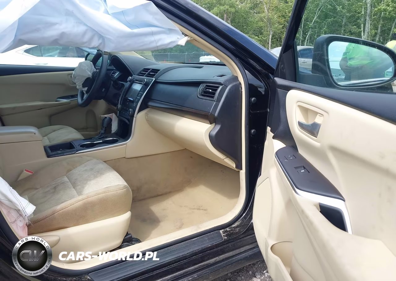 2016 Toyota Camry Le VIN:4T4BF1FK4GR557682 - 5