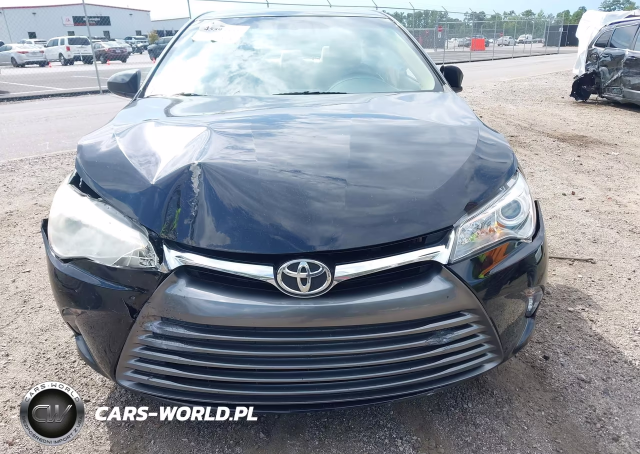 2016 Toyota Camry Le VIN:4T4BF1FK4GR557682 - 6