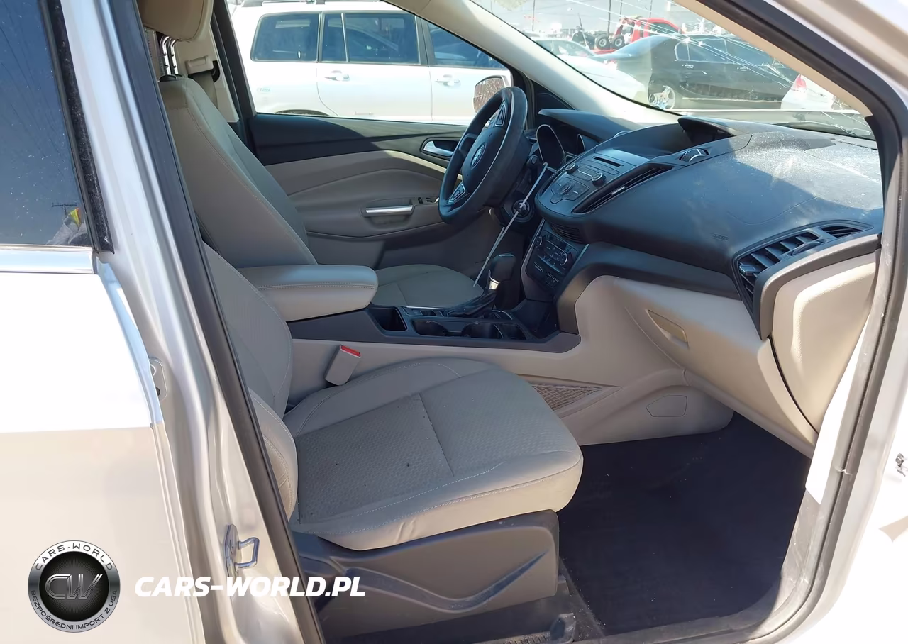 2017 Ford Escape Se VIN:1FMCU0G95HUB46772 - 5