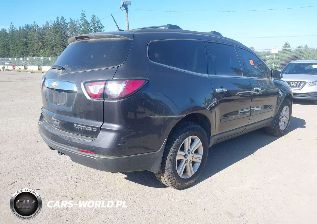 2013 Chevrolet Traverse Lt VIN:1GNKVGKD8DJ120266 - 4