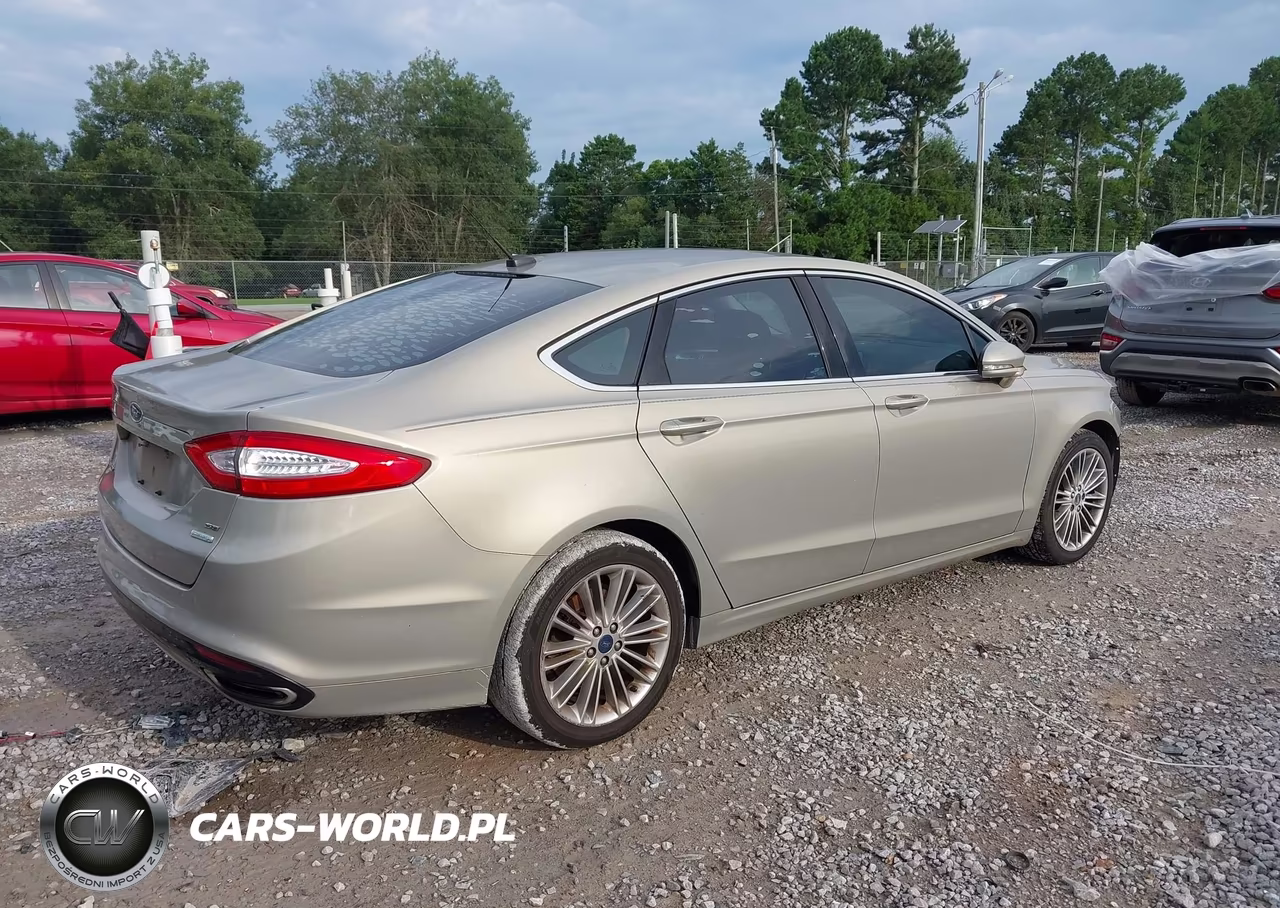 2015 Ford Fusion Se VIN:3FA6P0H95FR167123 - 4