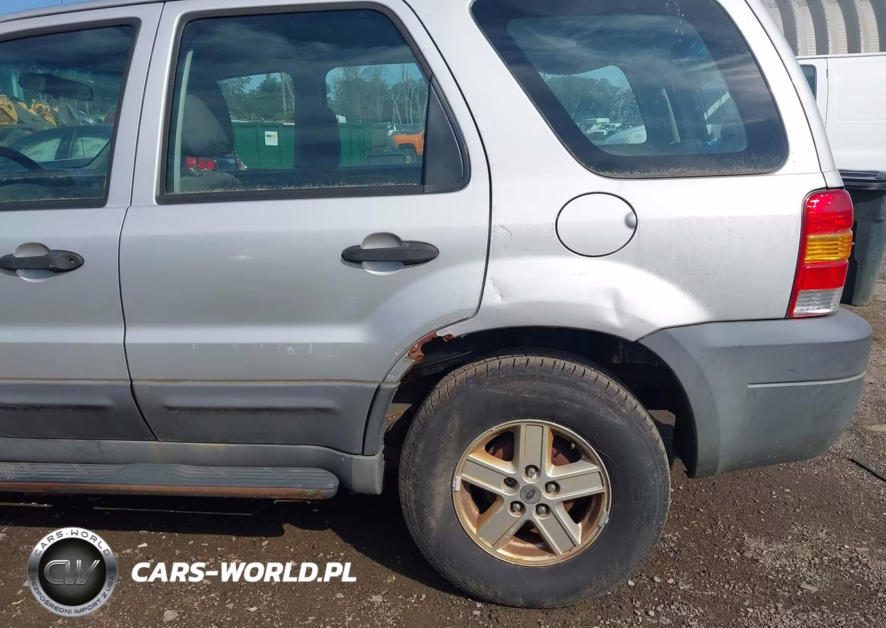 2005 Ford Escape Xls VIN:1FMYU92Z45KC28923 - 12