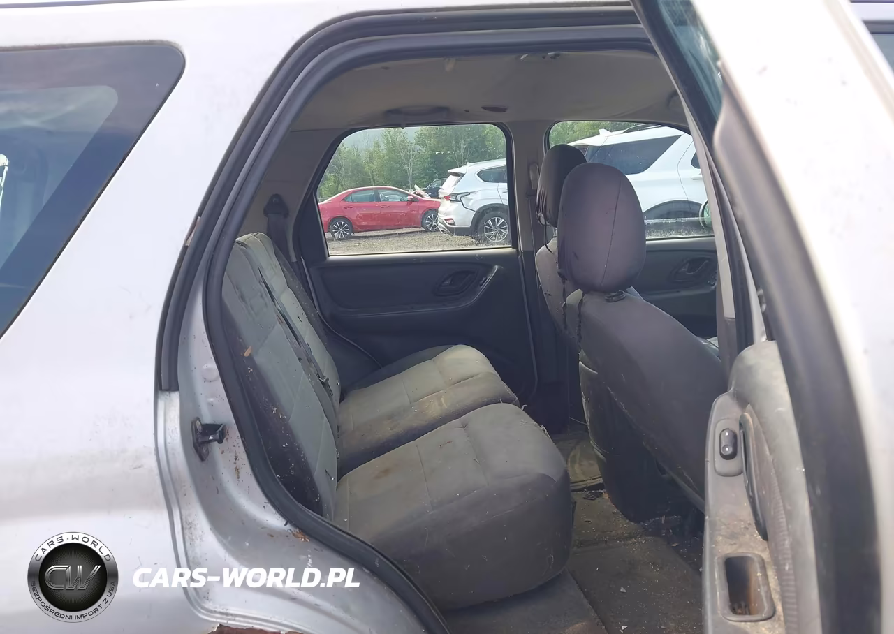 2005 Ford Escape Xls VIN:1FMYU92Z45KC28923 - 8