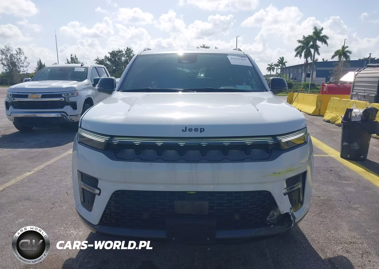 2026 Jeep Grand Wagoneer Limited Altitude 4X4 VIN:1C4SJVBP3TS159942 - 12
