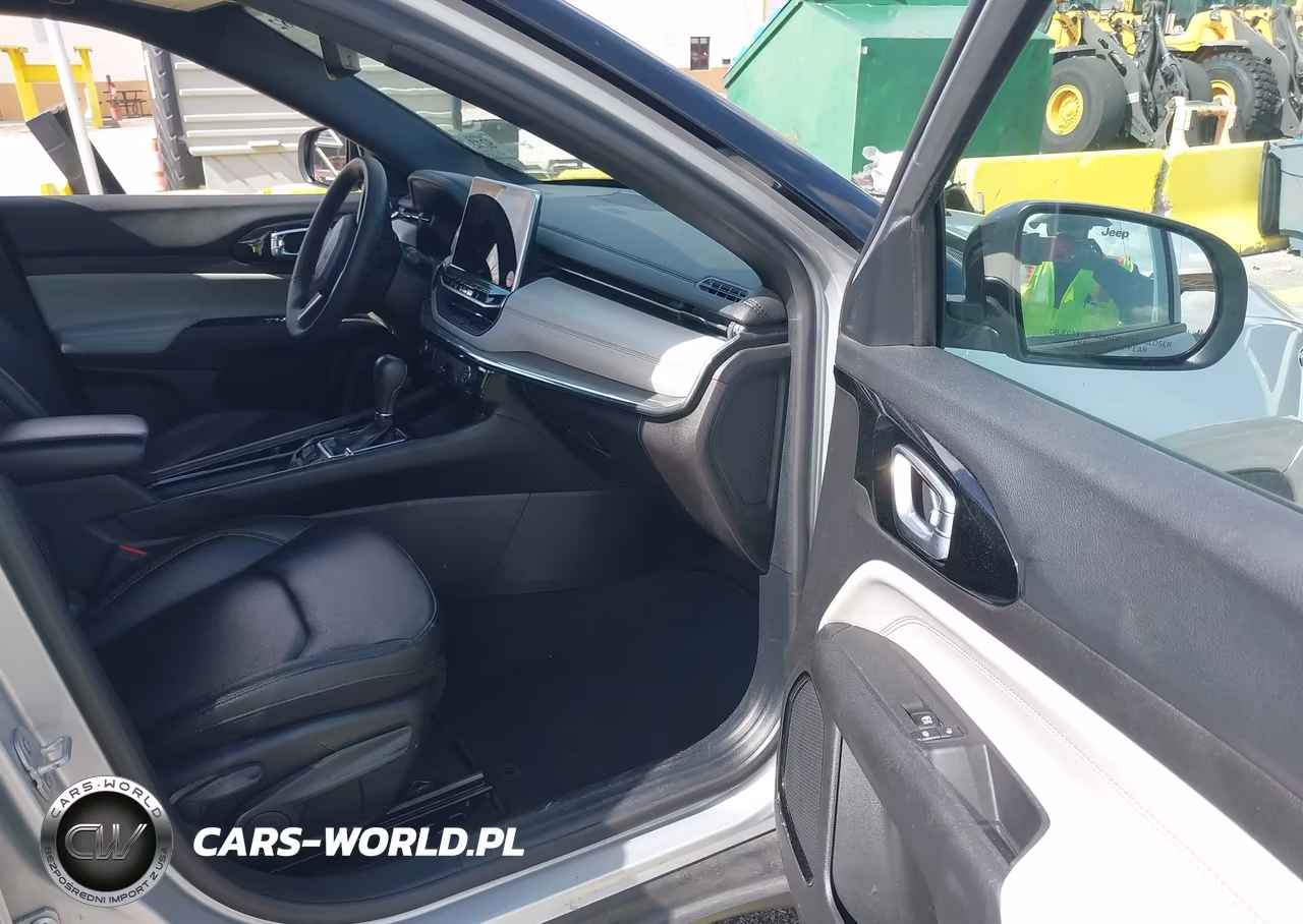 2024 Jeep Compass Limited 4X4 VIN:3C4NJDCN3RT111790 - 5