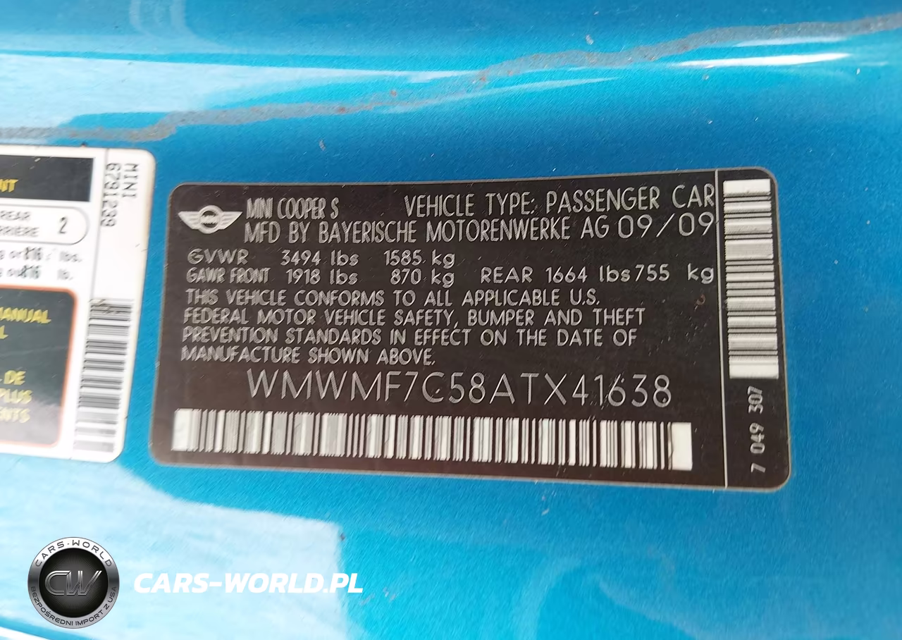 2010 Mini Cooper S VIN:WMWMF7C58ATX41638 - 9